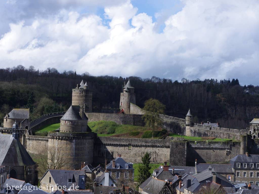Blick auf die Burg – Fougères