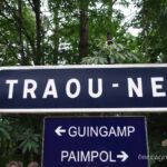 Vapeur de Trieux - Ortsschild Traou-Nez